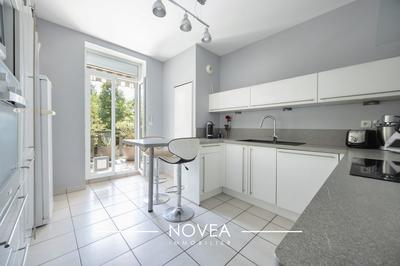 Appartement - 122 m² - 4 pièces