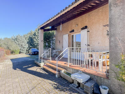 Maison - 101 m² - 4 pièces