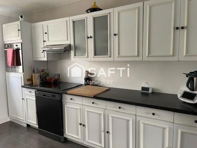 Maison - 105 m² - 4 pièces