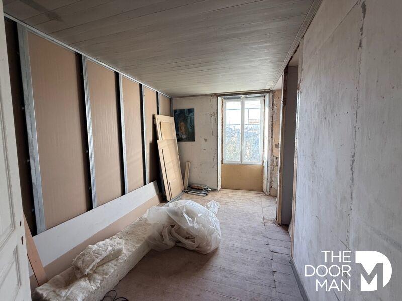 Maison en pierre - 180 m² - 5 pièces