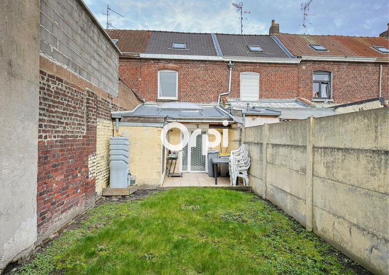 Maison - 80 m² - 4 pièces