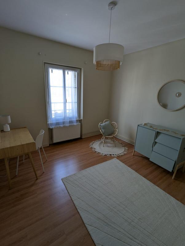 Maison - 104 m² - 4 pièces