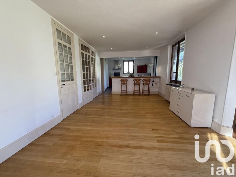 Appartement - 95 m² - 3 pièces