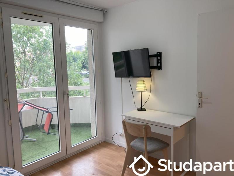 Chambre - 10 m² - 1 pièce