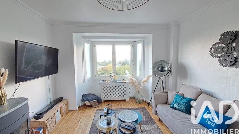 Maison de ville - 211 m² - 9 pièces