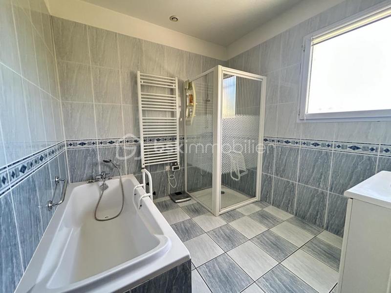 Maison traditionnelle - 130 m² - 4 pièces