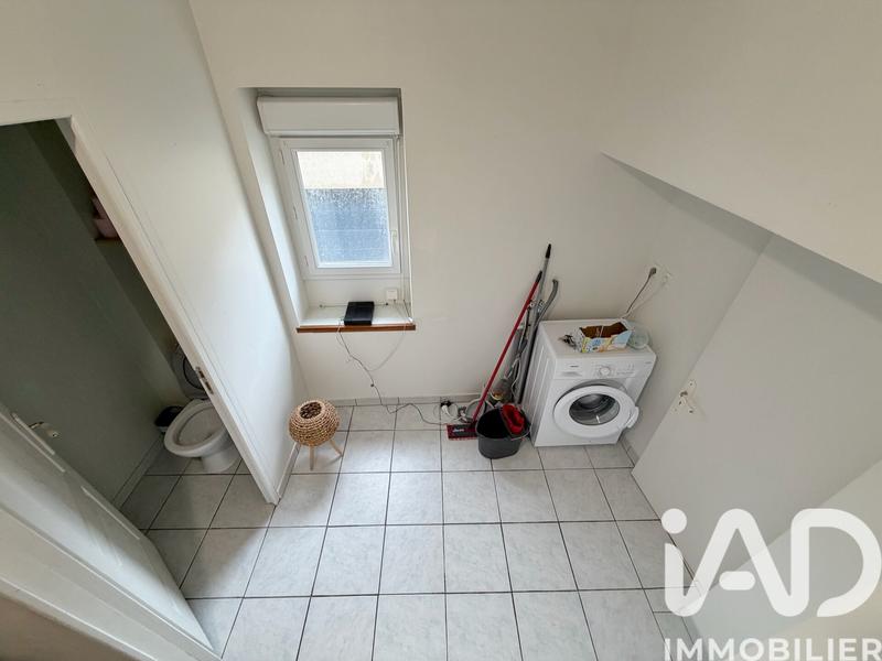Maison - 99 m² - 5 pièces