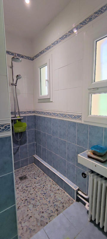 Maison - 199 m² - 8 pièces