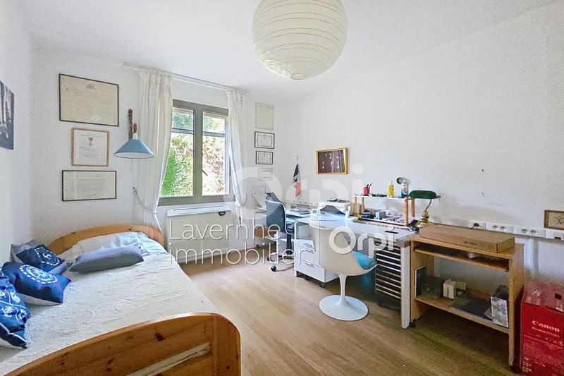 Appartement - 100 m² - 4 pièces