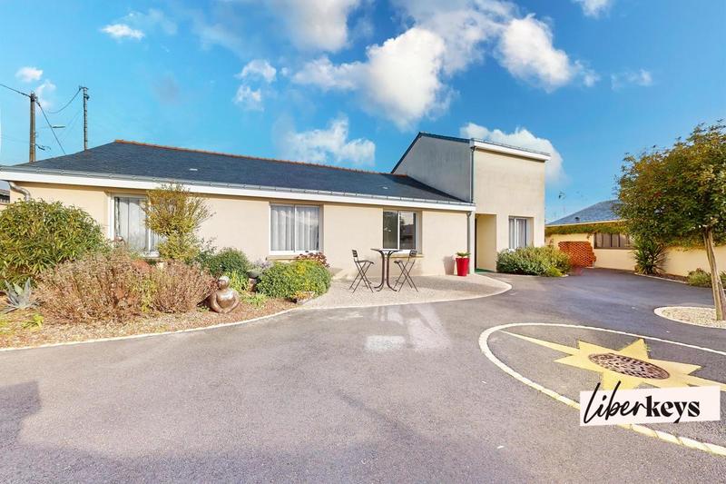 Maison de ville - 184 m² - 7 pièces