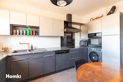 Appartement - 89 m² - 4 pièces