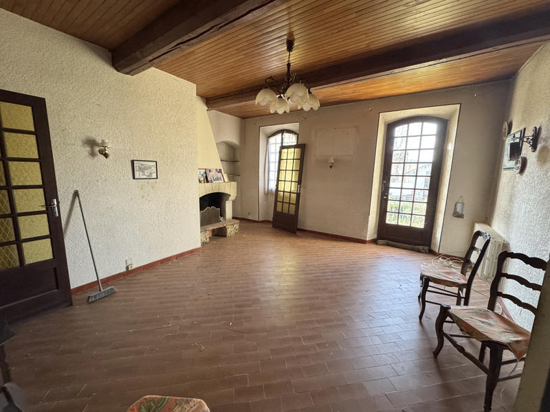 Maison de village - 338 m² - 15 pièces