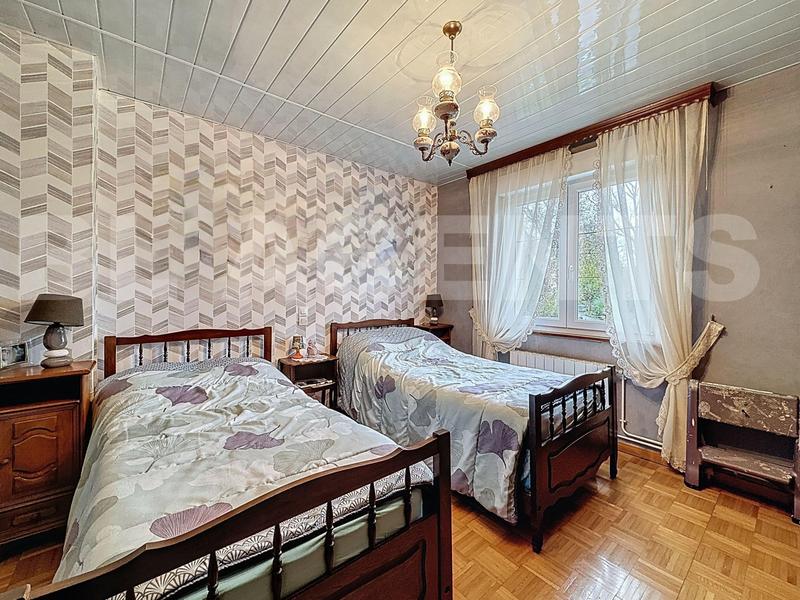 Maison contemporaine - 132 m² - 9 pièces