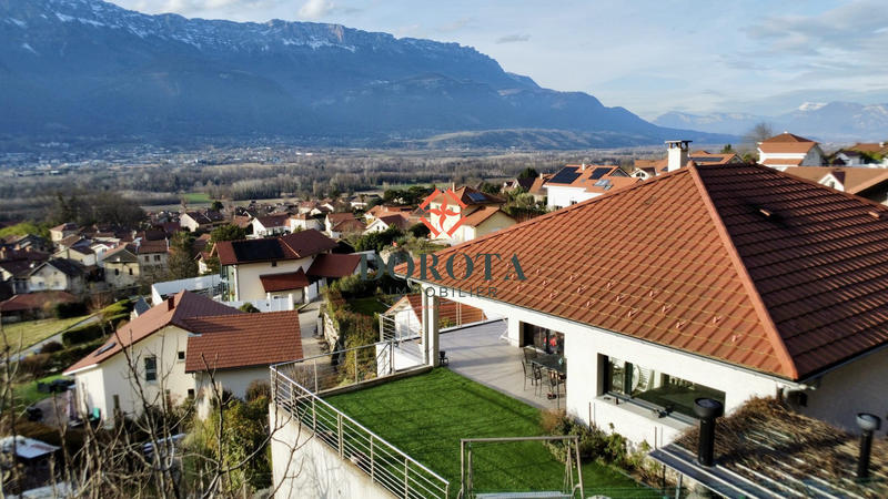 Maison contemporaine - 148 m² - 6 pièces