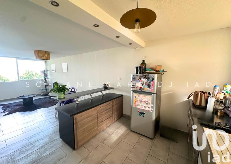 Appartement - 98 m² - 5 pièces