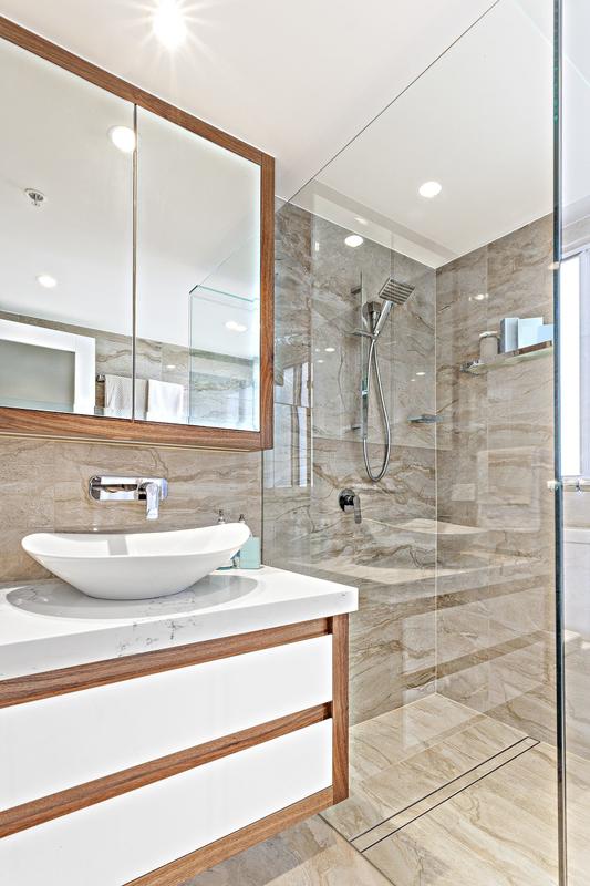 Appartement - 95 m² - 4 pièces