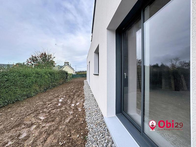 Maison - 92 m² - 4 pièces