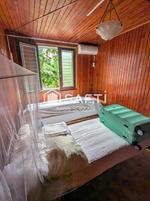 Maison - 203 m² - 11 pièces