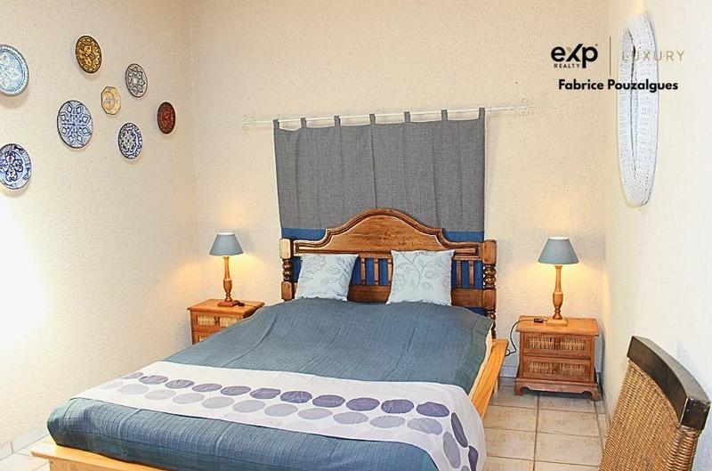 Maison - 715 m² - 29 pièces