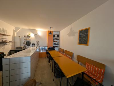 Fonds de commerce - Magasins - 61 m²