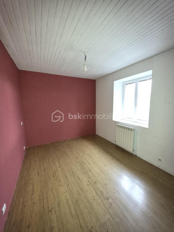 Maison - 178 m² - 7 pièces