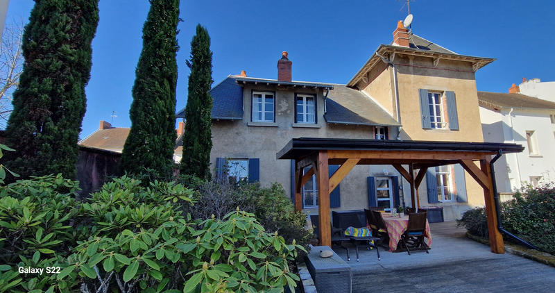 Maison - 190 m² - 7 pièces