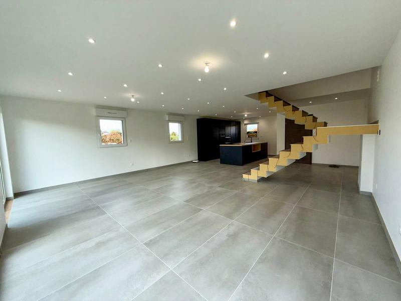 Maison - 116 m² - 4 pièces