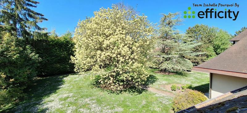 Demeure - 410 m² - 14 pièces