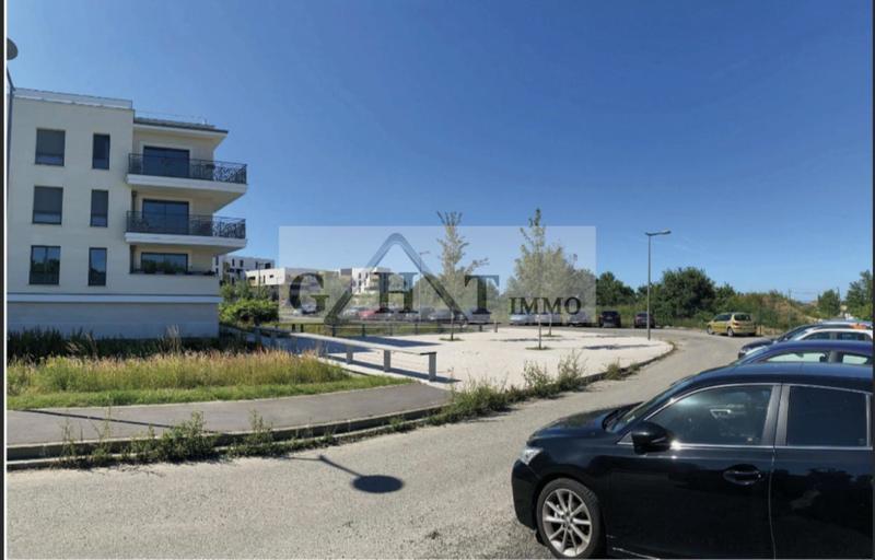 Local commercial - 210 m²