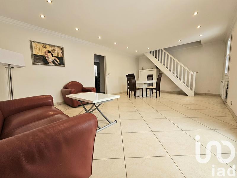 Maison - 104 m² - 5 pièces