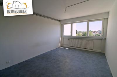 Appartement - 93 m² - 4 pièces