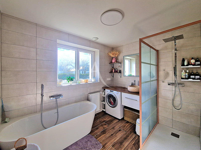 Maison - 130 m² - 6 pièces