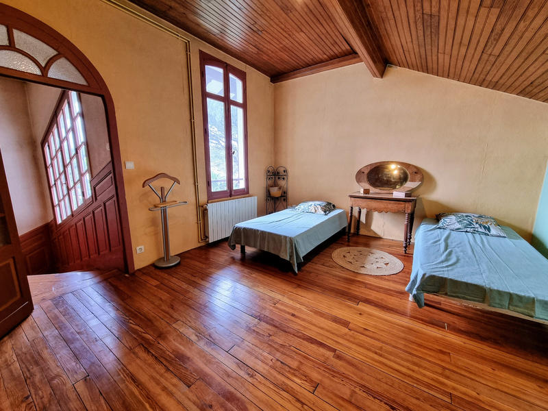 Maison ancienne - 289 m² - 10 pièces