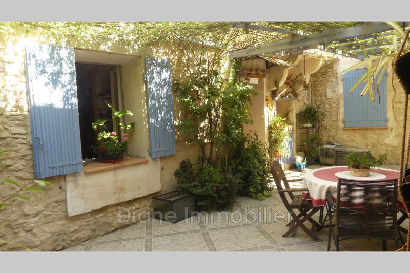 Maison - 224 m² - 8 pièces