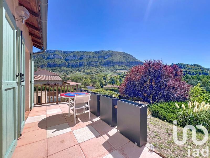 Maison - 103 m² - 5 pièces