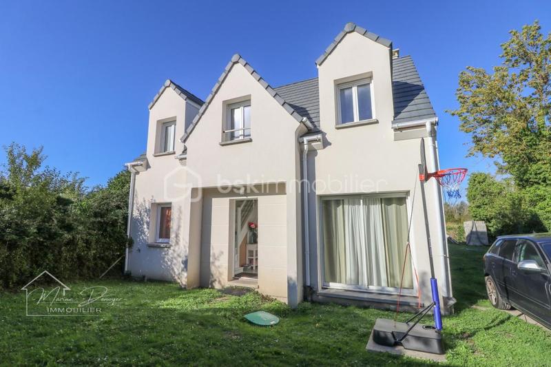 Maison - 104 m² - 5 pièces