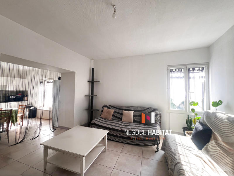 Maison - 184 m² - 8 pièces