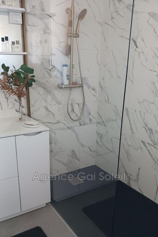 Villa - 102 m² - 4 pièces