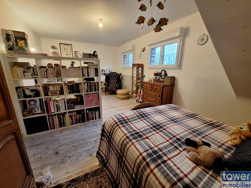 Maison - 261 m² - 11 pièces