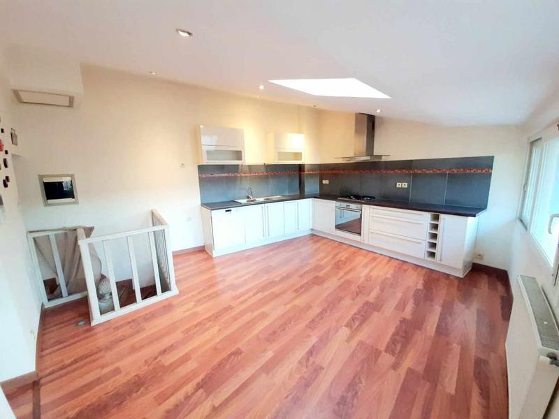 Maison - 100 m² - 4 pièces