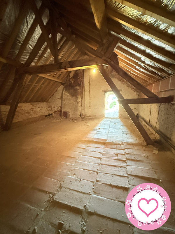 Maison - 102 m² - 4 pièces