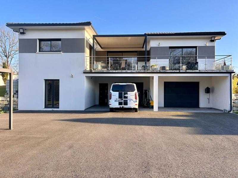 Maison - 190 m² - 6 pièces