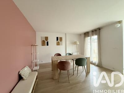 Maison - 88 m² - 5 pièces
