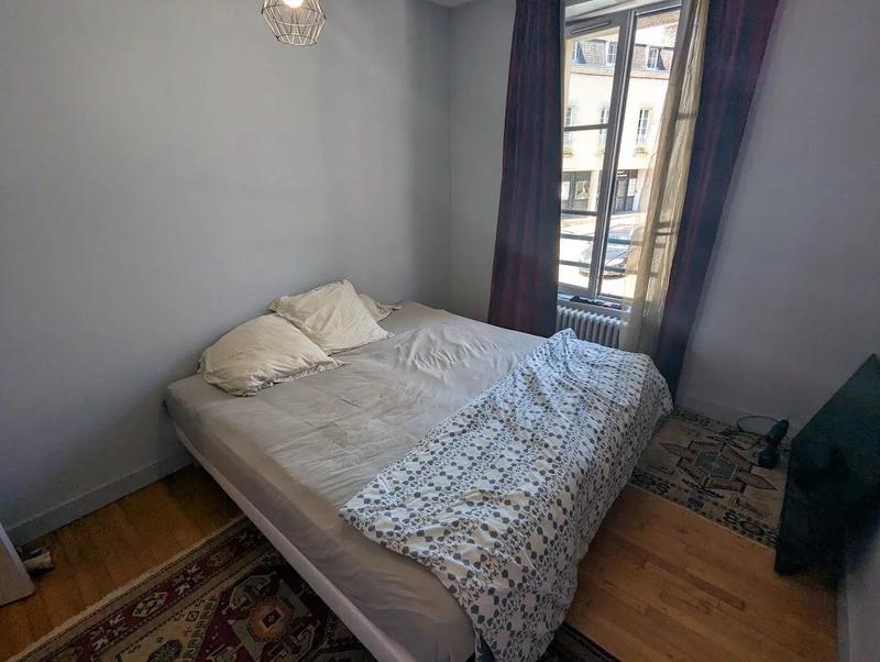 Appartement - 92 m² - 4 pièces