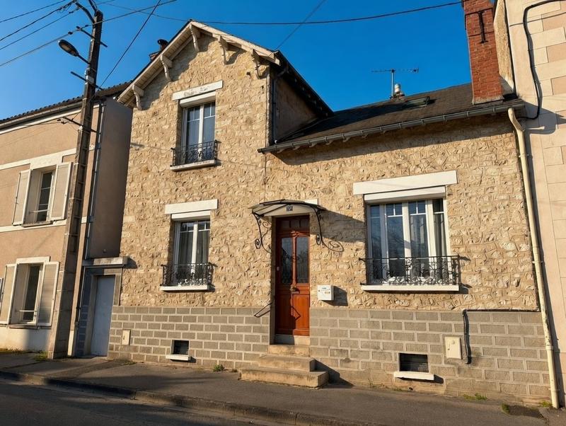 Maison - 105 m² - 5 pièces