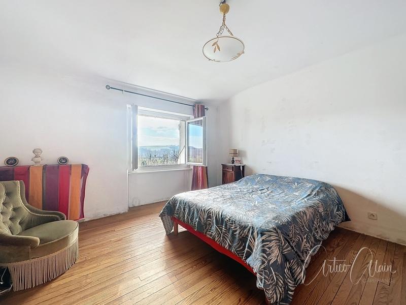 Maison de village - 147 m² - 5 pièces