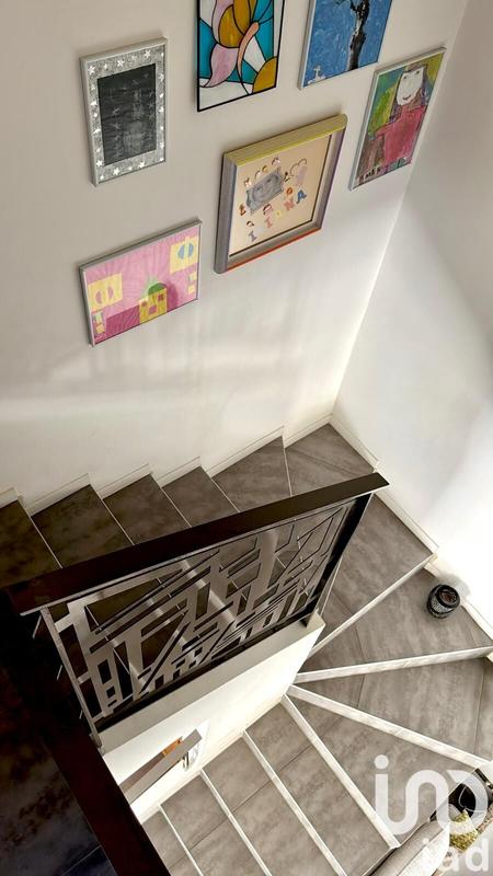 Maison - 127 m² - 5 pièces