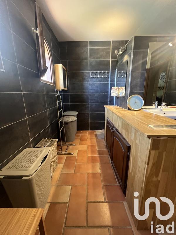 Maison - 200 m² - 7 pièces