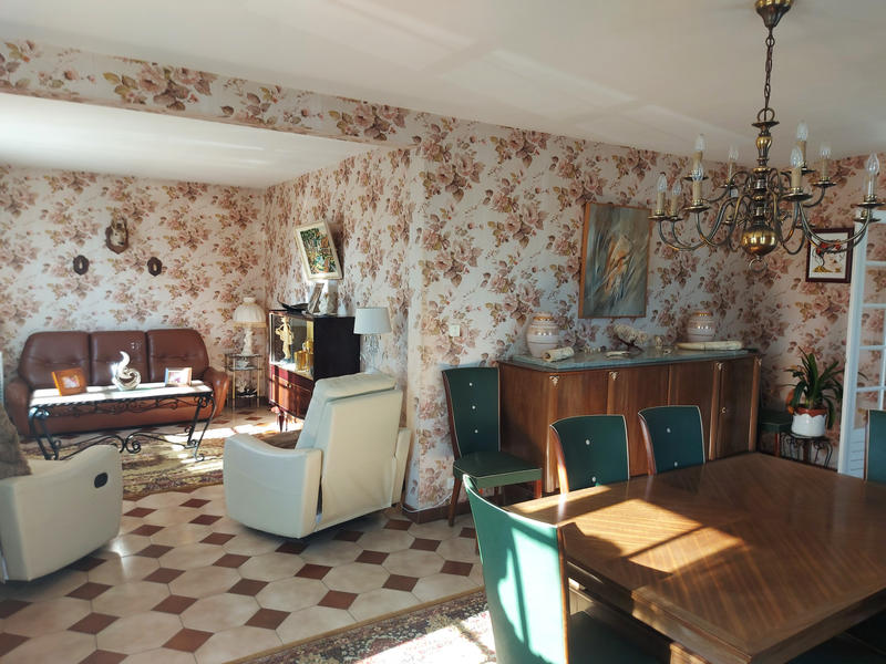 Maison - 151 m² - 7 pièces