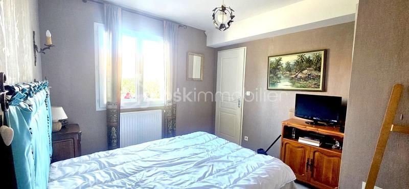 Maison traditionnelle - 110 m² - 5 pièces